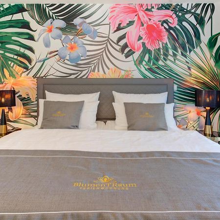 BlumenRaum Ferienwohnung 2 Карлсруэ Экстерьер фото